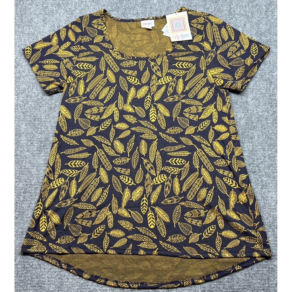 LulaRoe Classic T-Shirt Womens M Multicolor Feathers Round Neck Short Sleeve